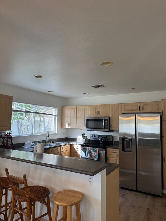 Building Photo - For Rent – Legends at Maui Lani | Spacious 4-Bedroom, 2.5-Bath Home