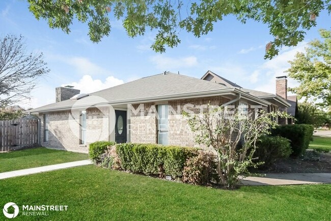 Building Photo - 2605 Silverthorne Dr
