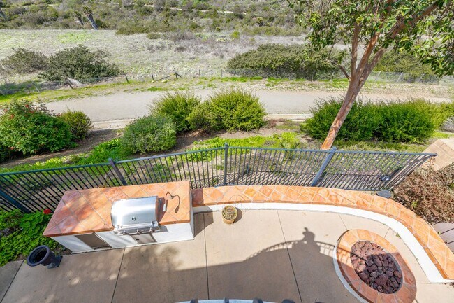 Building Photo - 6213 Paseo Privado