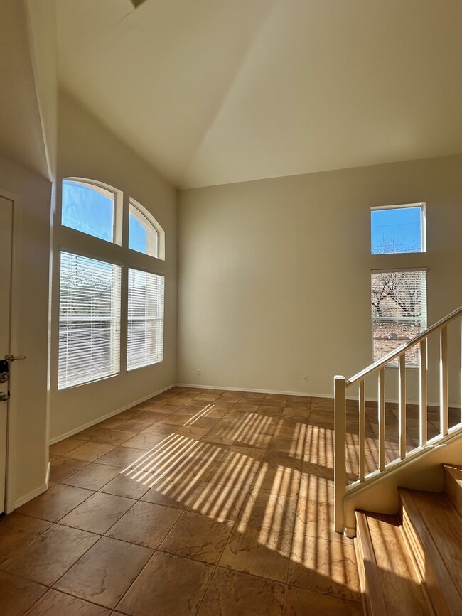 Building Photo - 1841 Rosalia Ct