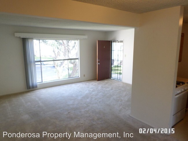 Building Photo - 219 S Lillie Ave