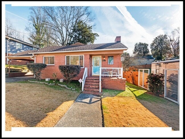 Photo - 112 E Lawson St House