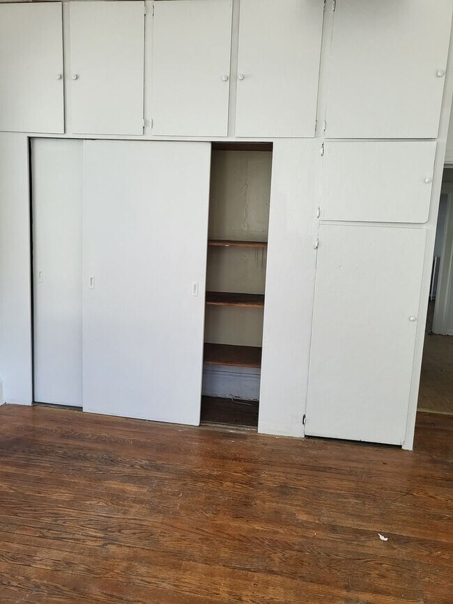 Foto del edificio - 118 College Pl