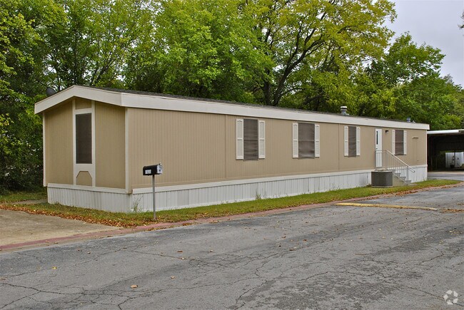 Building Photo - 1025 W Pipeline Rd