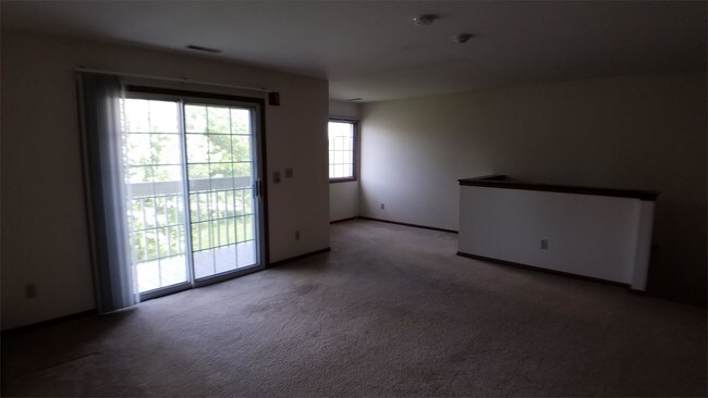 Foto del edificio - S75W16830-W16830 Gregory Dr