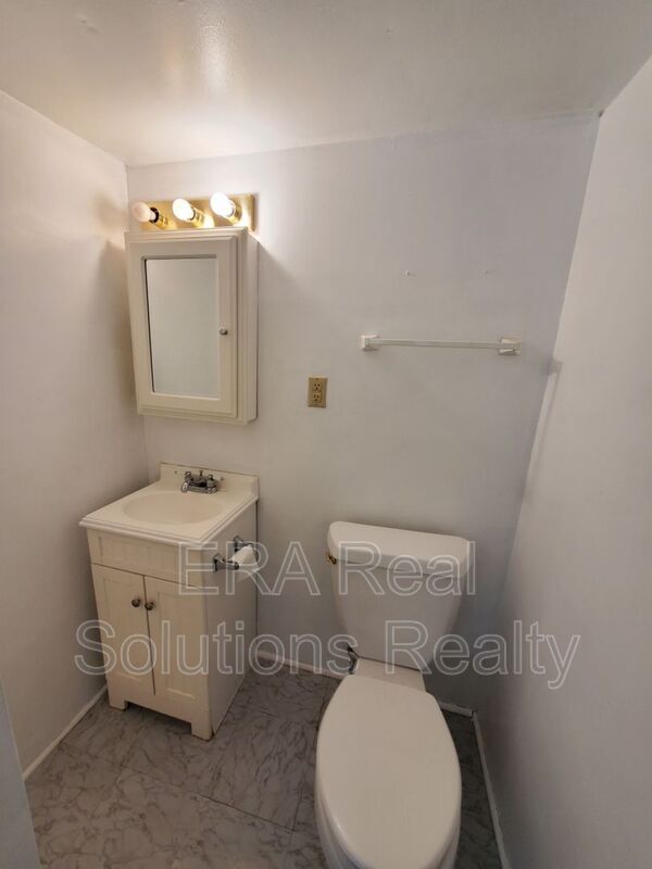 Foto del edificio - 1896 Westfield Dr N