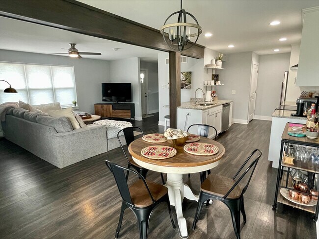 Dining/Living/Kitchen - 2699 Hazelnut Trl