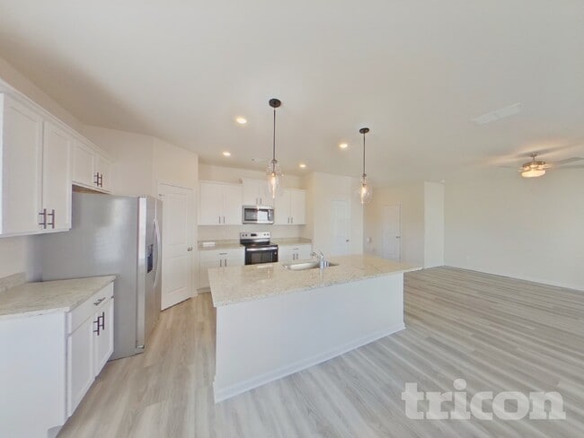 Building Photo - 130 Avondale Blvd SE