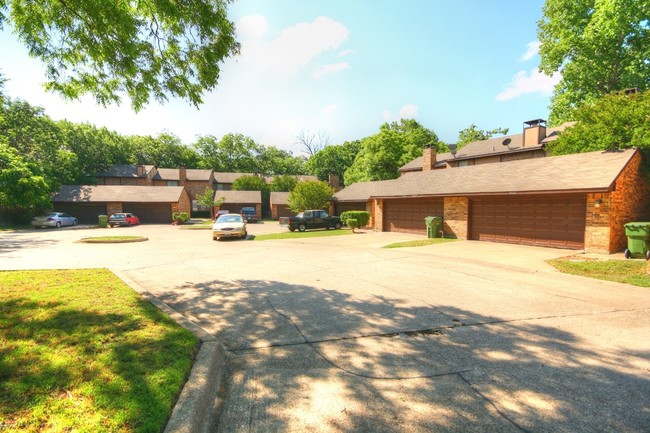 Building Photo - Bradfield Creek Townhomes