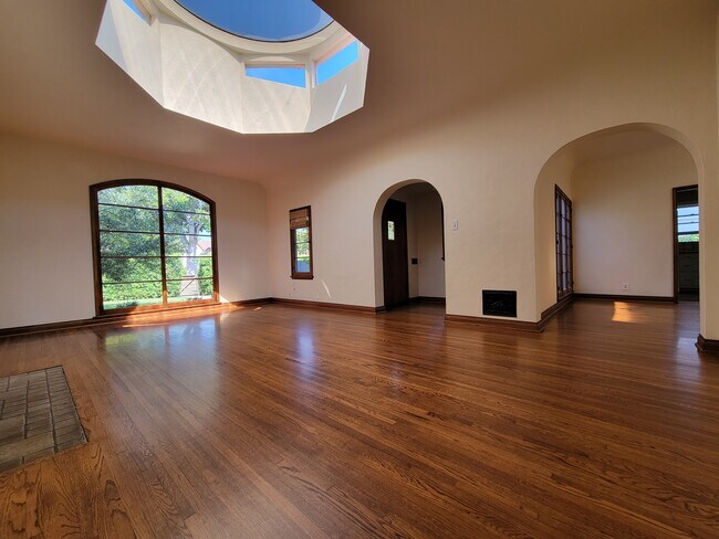 Foto del edificio - 348 11th St