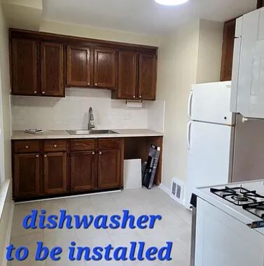 Foto del edificio - 4163 Burns Ave