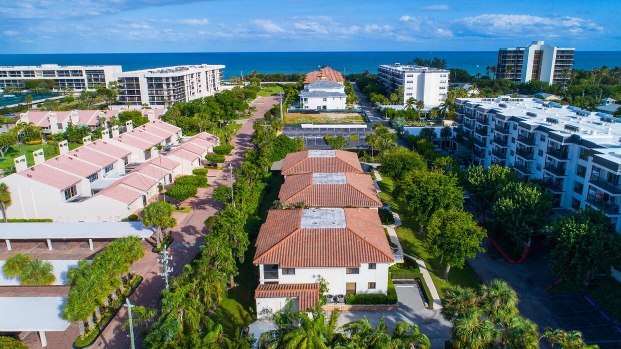 Aerial View - 935 Sweetwater Ln
