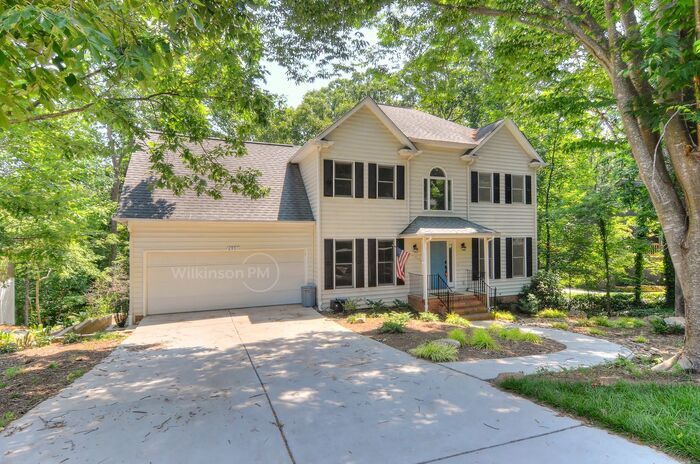 Primary Photo - 5 Bedroom/3.5 Bath home in Desirable Stone...