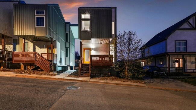 Photo - 207 Old Mountain Rd Townhome