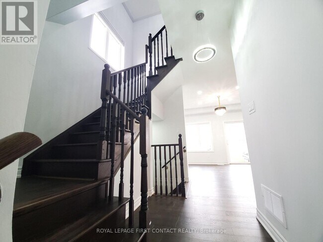 Photo du bâtiment - 87 Pearcey Cr