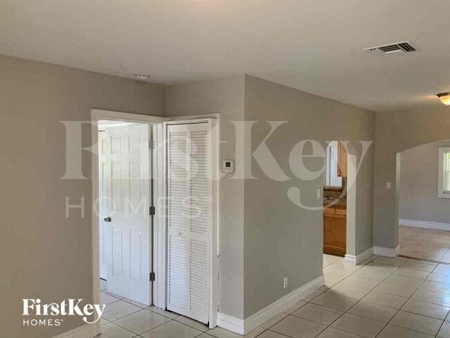 Foto del edificio - 630 NW 67th Terrace