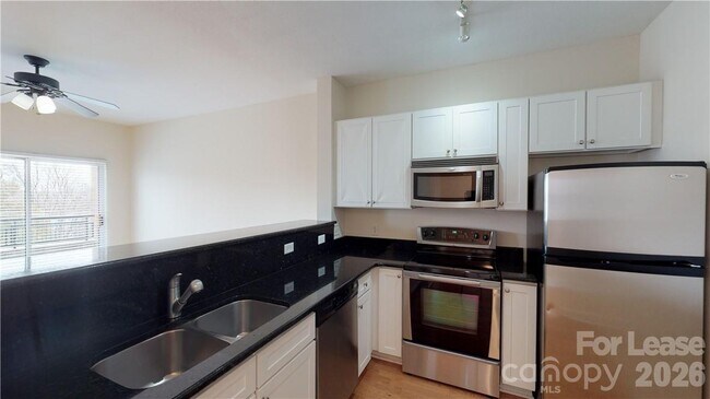 Foto del edificio - 1315 East Blvd
