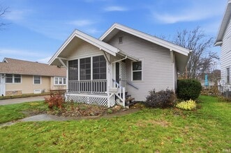 Building Photo - 1239 Charlotte Ave