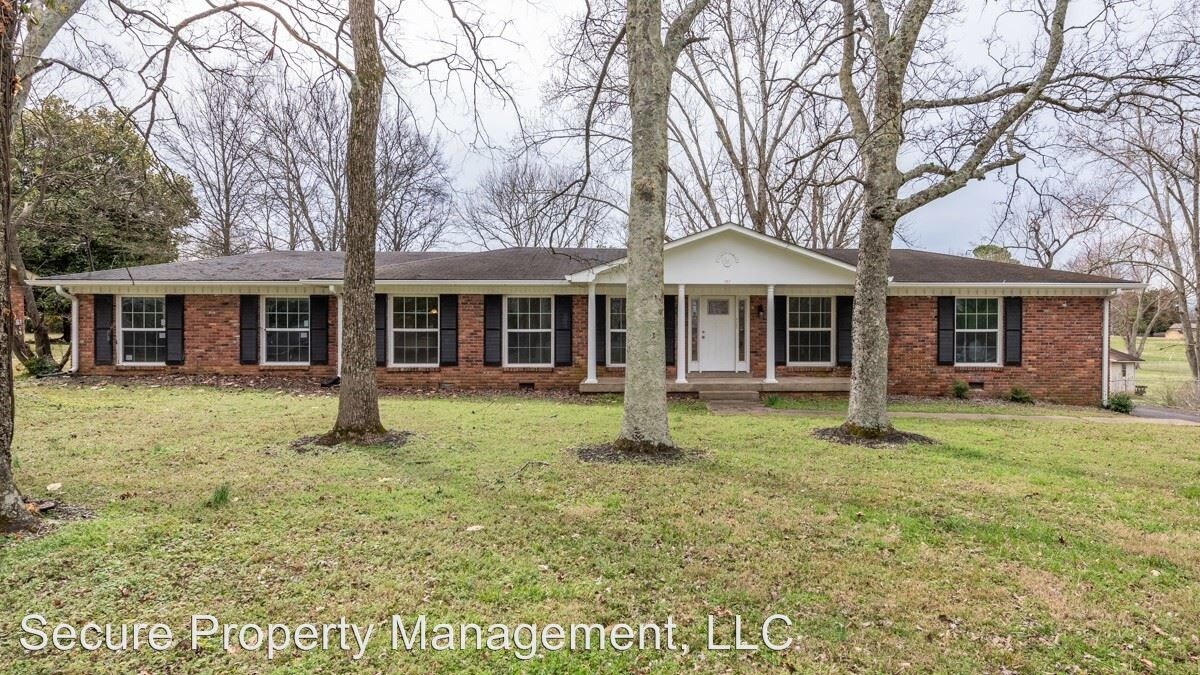 Primary Photo - 3 br, 2 bath House - 207 Lake Terrace Dr