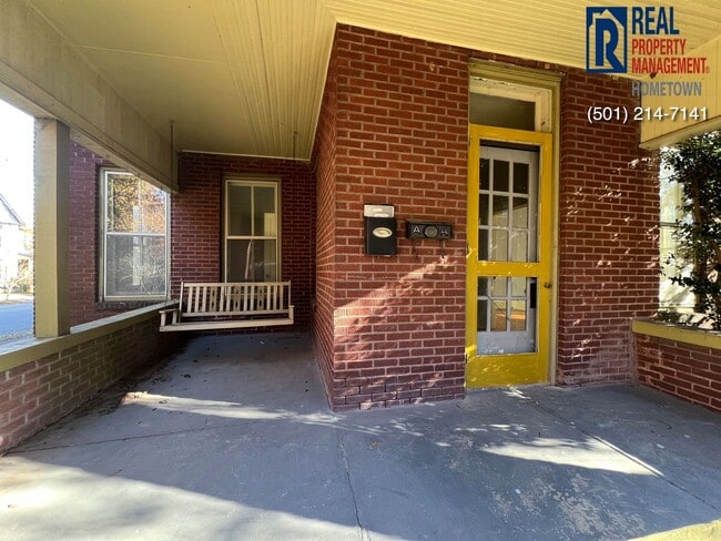 Building Photo - 1401 Cumberland St