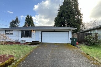 Building Photo - 4260 Lilly Ave SE