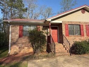 Building Photo - 3006 Trewhitt Rd SE