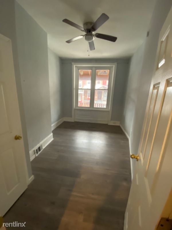 Building Photo - 2 br, 1 bath Apartment - 247 W Berkley St