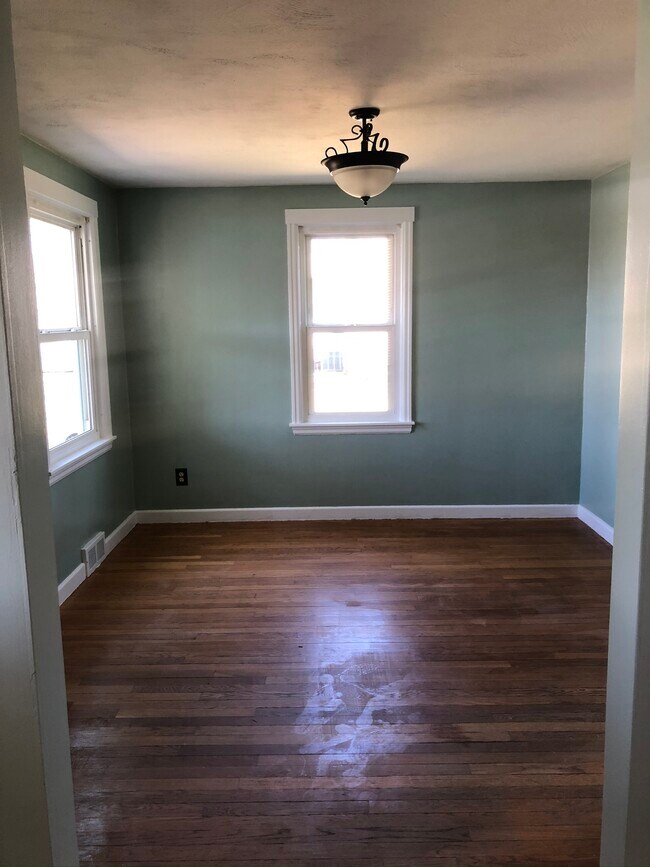 Foto del edificio - 252 Arcadia Blvd