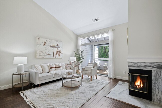 Foto del edificio - 1735 Parkview Green Cir