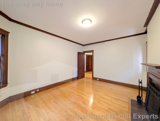 Photo - 5 Linnaean St Apartment