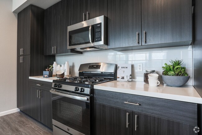 Plano de planta 2HAB 2BA 900 - Lumina at Spanish Springs