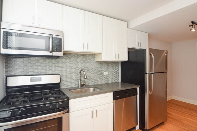 Foto del edificio - 2321 N Rockwell St