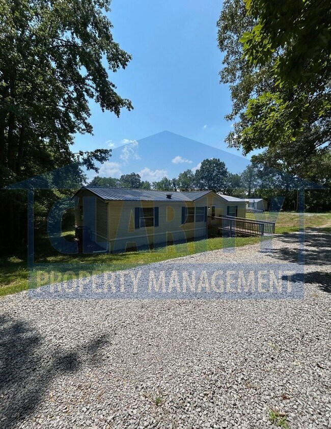Foto del edificio - 3 Bed, 2 Bath Home in Peaceful Setting