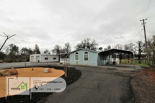 Foto del edificio - 21221 El Toro - Country living at it's bes...