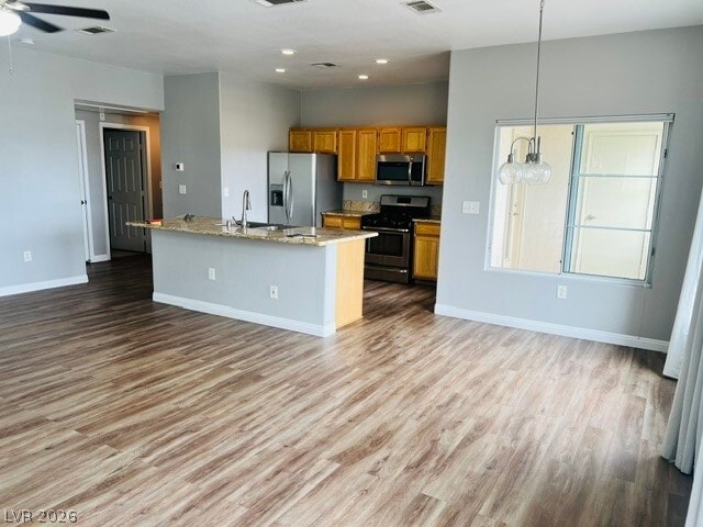 Foto del edificio - 1320 Red Gable Ln