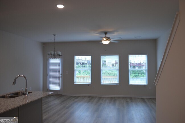 Building Photo - 4261 Notting Hill Dr SW