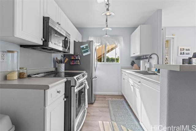 Building Photo - 94-510-510 Lumiaina St