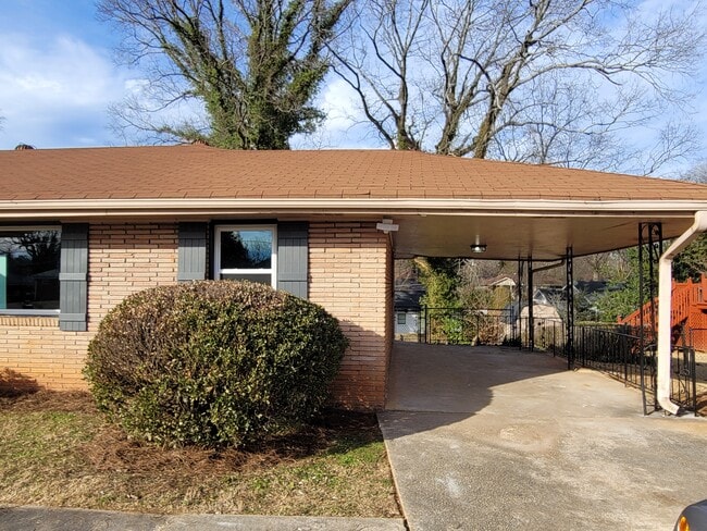 Building Photo - 1974 Joseph Ct