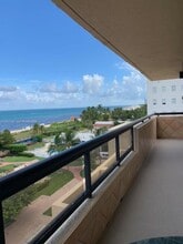 Building Photo - 2555 Collins Ave