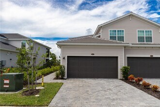 Building Photo - 16572 Kingwood Ln
