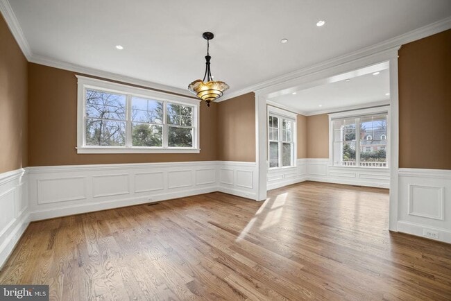 Building Photo - 5709 Wilson Ln
