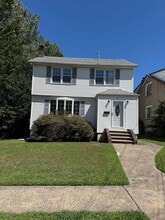 Building Photo - 14 Raydol Ave