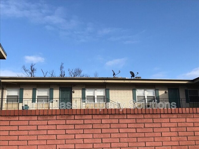 Building Photo - 1731 NW 32nd St