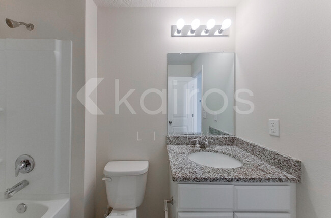 Foto del edificio - 1244 W Hanover Ln