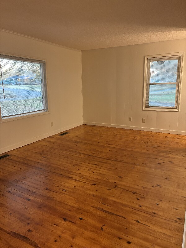 Foto del edificio - 3392 Ball Rd