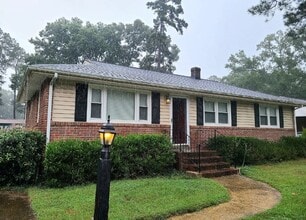 Building Photo - 320 Treva Rd