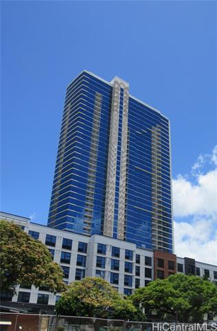 Building Photo - 555 South St