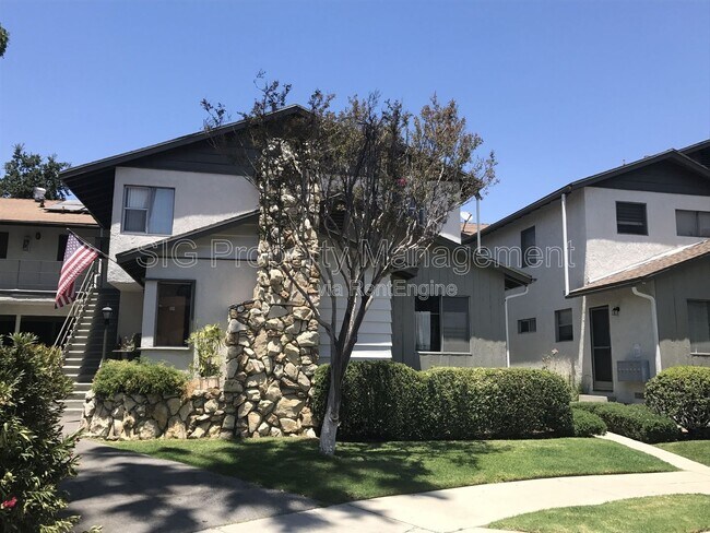 Building Photo - 10424 Parr Ave