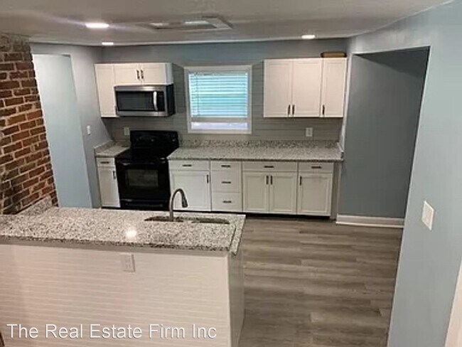 Foto del edificio - 3 br, 2 bath House - 1747 N Wright Rd