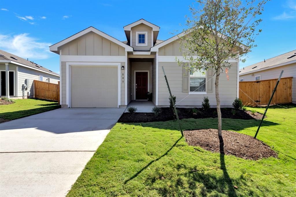 805 Circle Wy, Jarrell, TX 76537 House Rental in Jarrell, TX